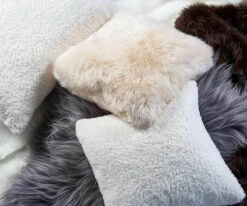 Flash Sale 🧨 A17 Sheepskin Throw - Grey 🎉 -Dining Room Sales FUR DANIA 597475ce f600 4b12 a183 7cc1af447d8e